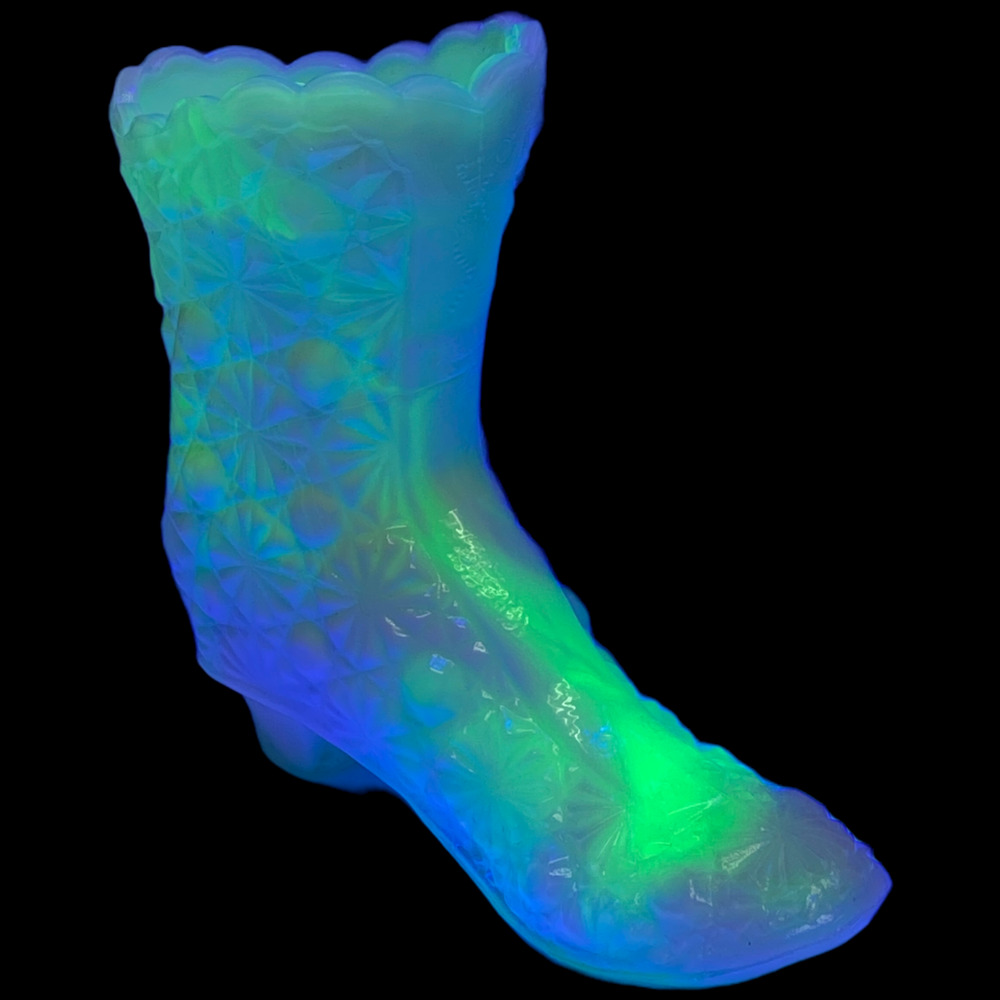 Boyd Glass Daisy Button High Top Boot Shoe 2000 Millennium White Swirl UV Glow